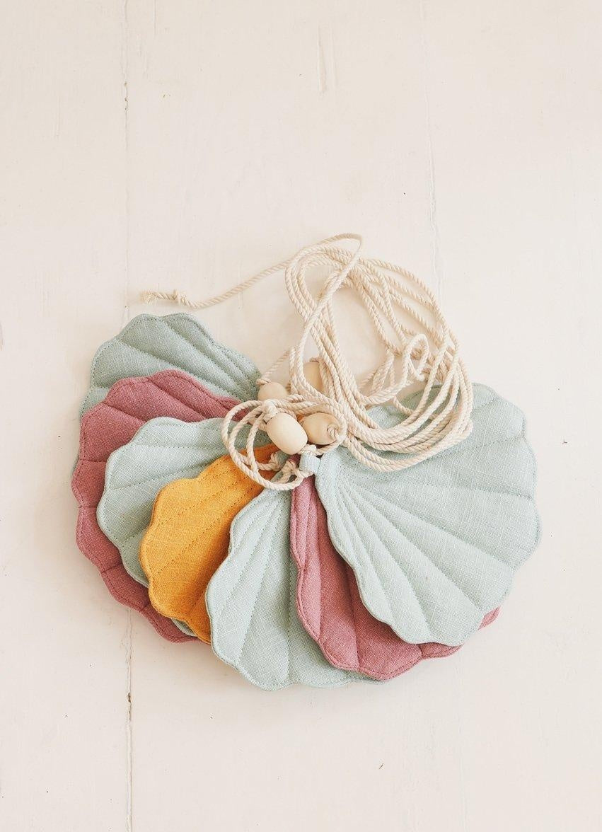 Shell Garland - Summerwind