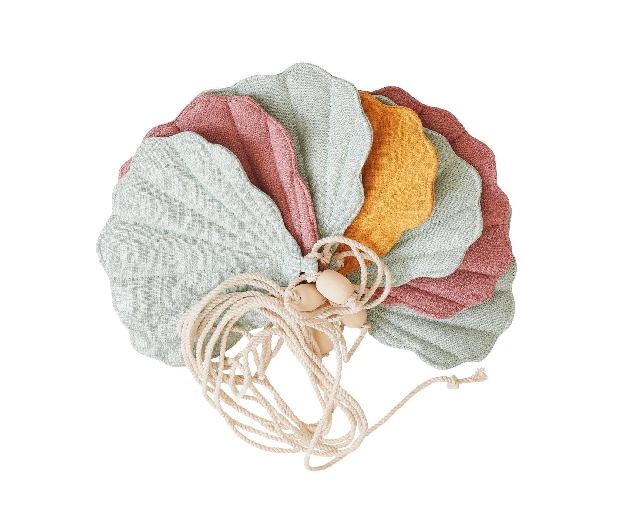 Shell Garland - Summerwind