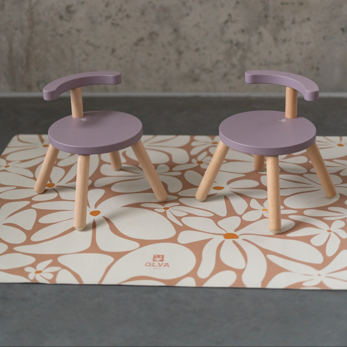 Kids Mealtime Floor Mat, Non-Slip & Waterproof - Daisy Earth