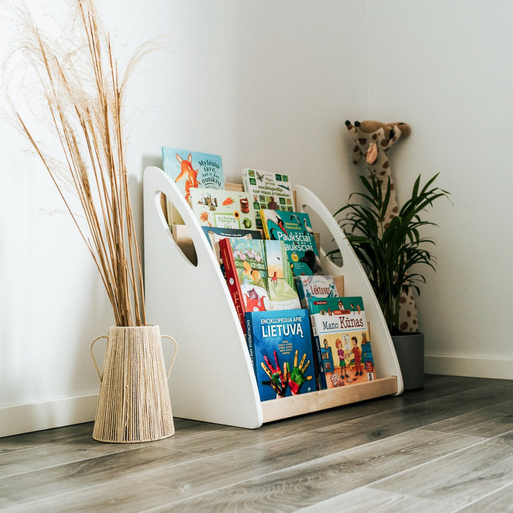 Montessori Bookshelf With Book Storage - 4 Shelves