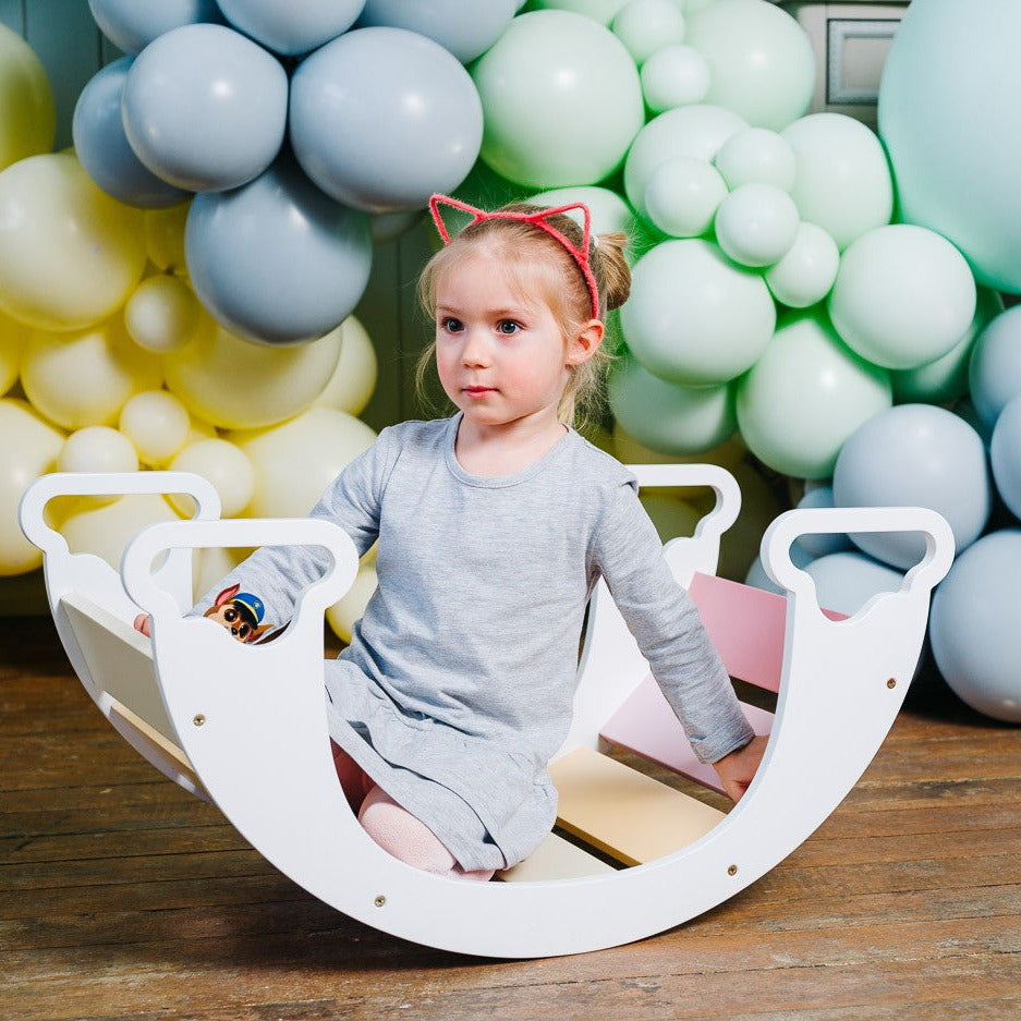 The Sway Rainbow Climber / Swing